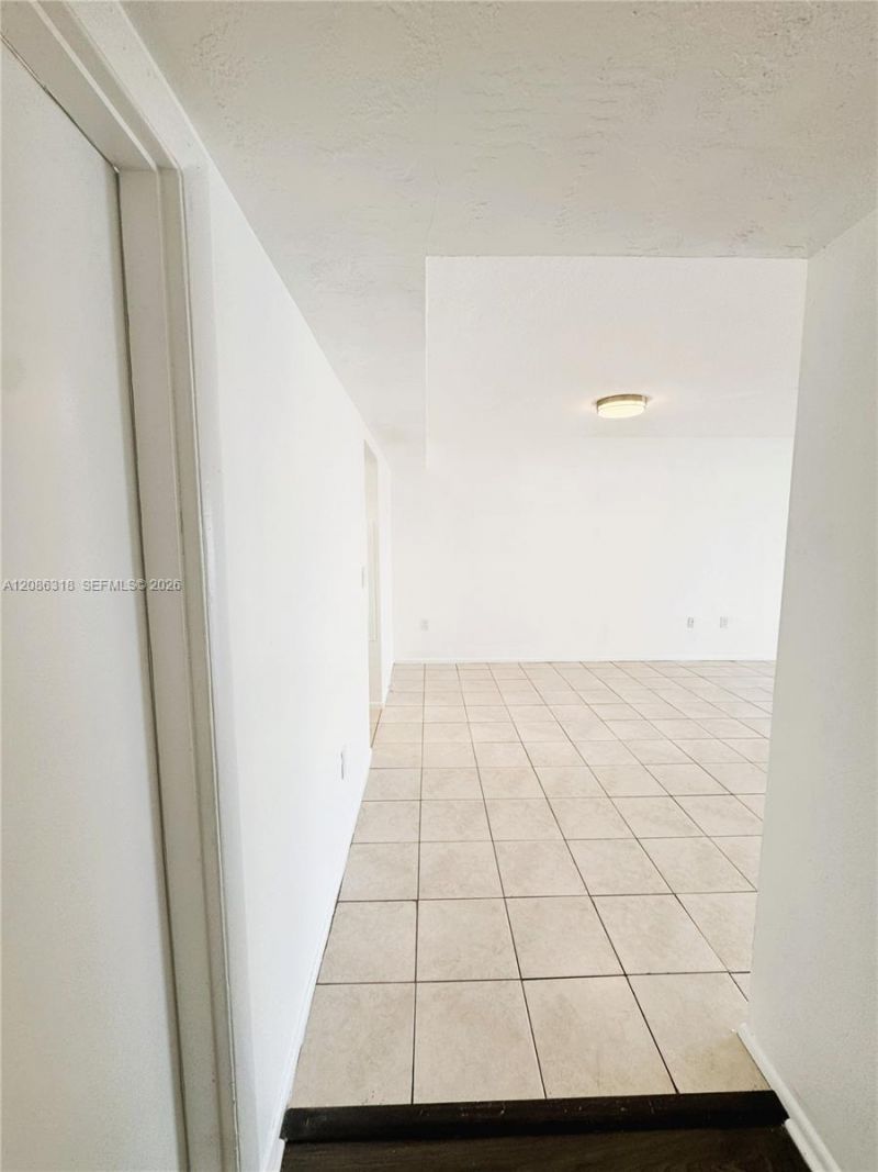 7340 SW 82nd St, Unit C204, Miami, FL 33143 Photo