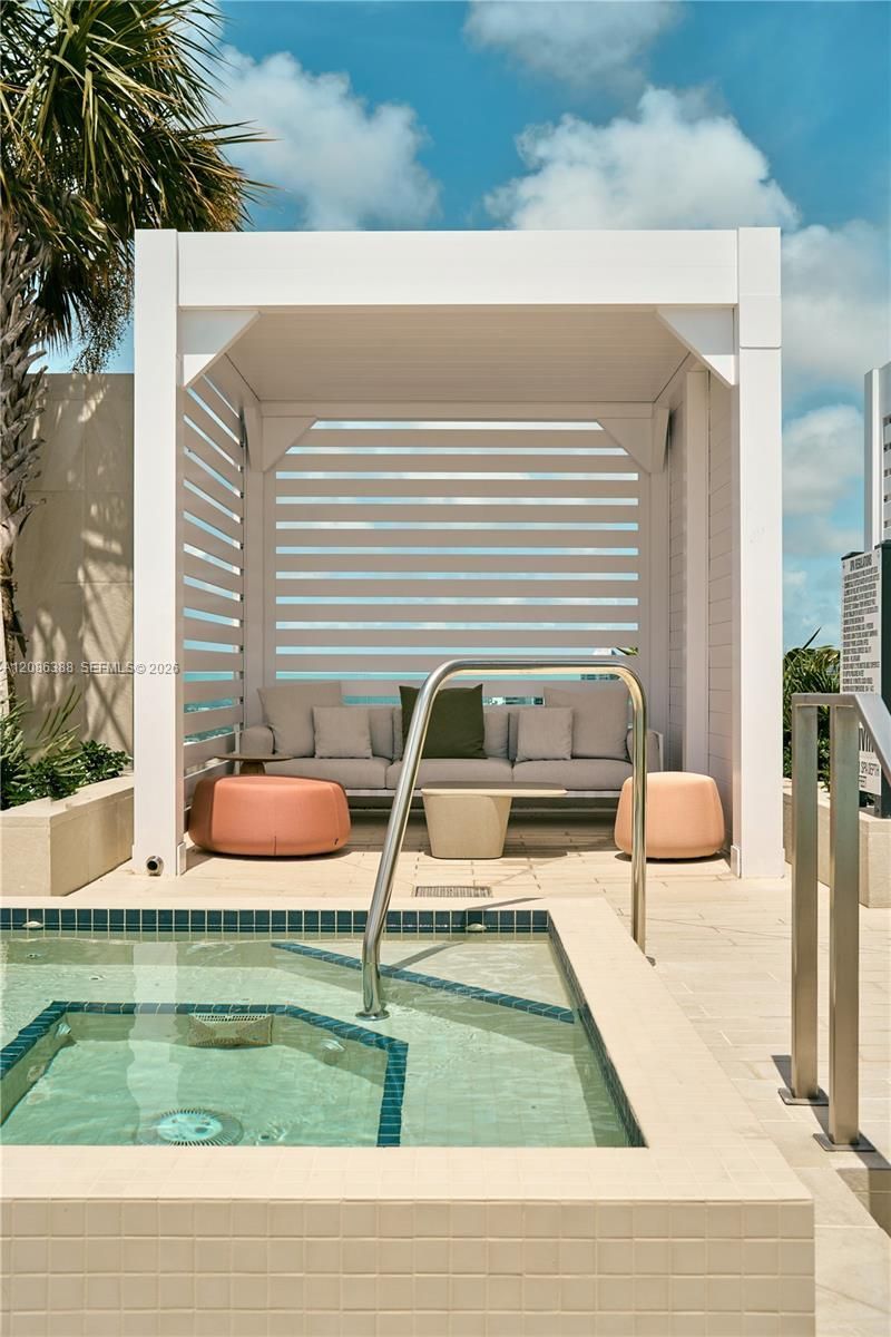 300 Biscayne Blvd Way, Unit 3807, Miami, FL 33131 Photo