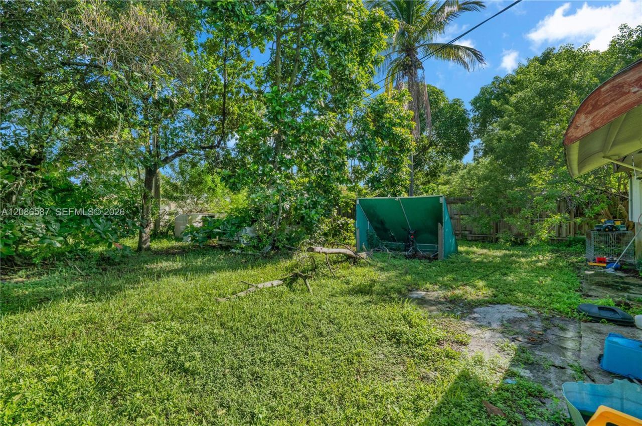 855 NW 130th St, North Miami, FL 33168 Photo