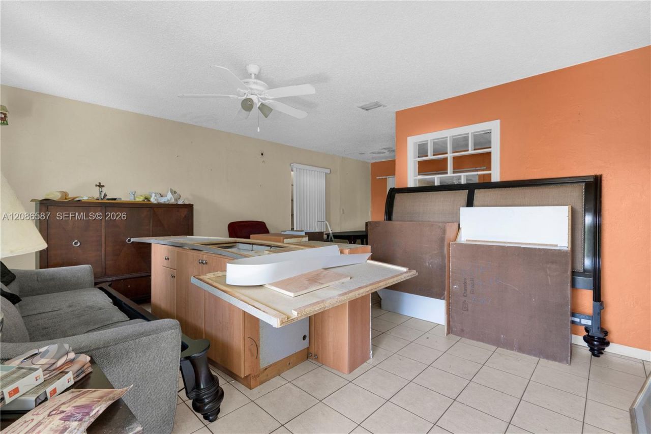 855 NW 130th St, North Miami, FL 33168 Photo