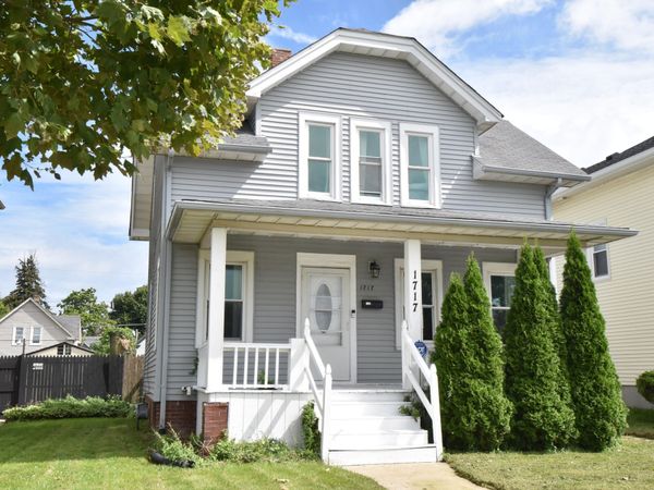 1717 Grange Ave, Racine, WI 53405