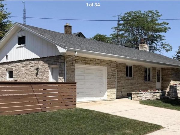 1504 Philippen STREET, Manitowoc, WI 54220