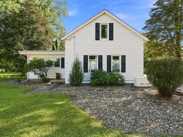 201 W 19TH Avenue, Coal Valley, IL 61240