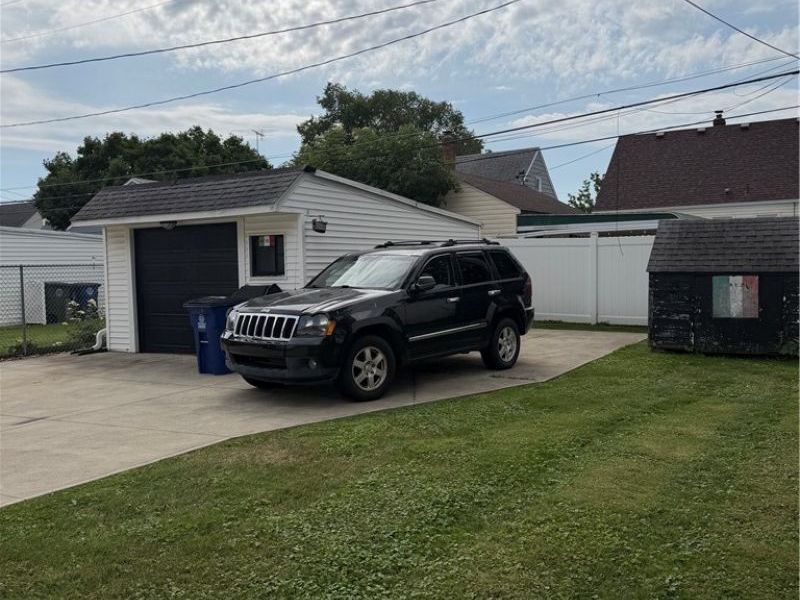 7425 Glencoe Avenue, Brooklyn, OH 44144 Photo 34
