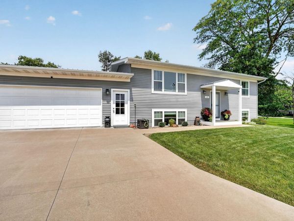610 SE 5th Street, Independence, IA 50644