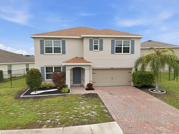 10601 Crossback LN, LEHIGH ACRES, FL 33936
