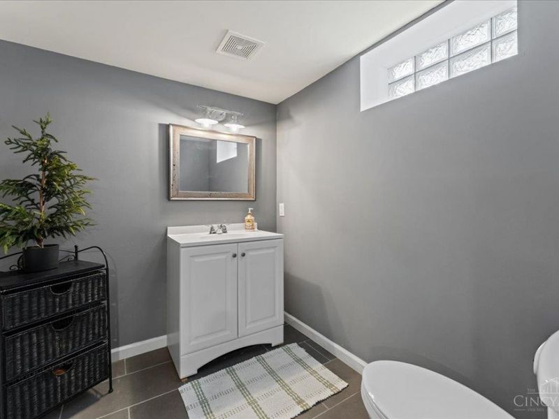 6784 Tarawa Drive, North College Hill, OH 45224 Photo 36