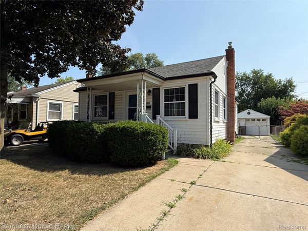 3831 Mayfair Street , Dearborn, Mi 48124