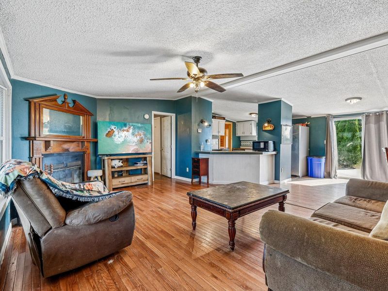 80 Clifford Lane, Jonesville, KY 41052 Photo 3
