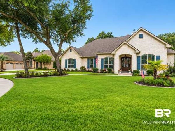16 Wildlife Court, Gulf Shores, AL 36542