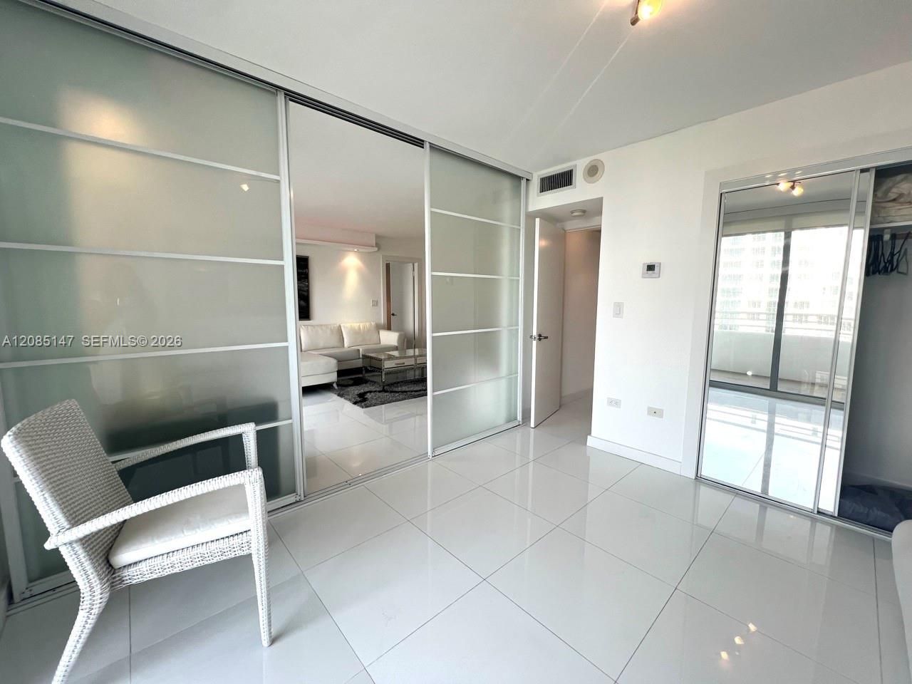 5555 Collins Ave, Unit 9Y, Miami Beach, FL 33140 Photo