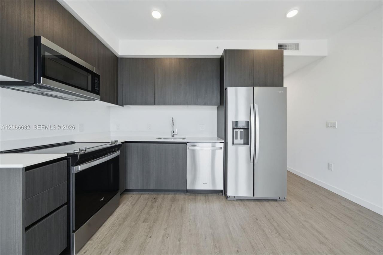 2000 Biscayne Blvd, Unit 2414, Miami, FL 33137 Photo