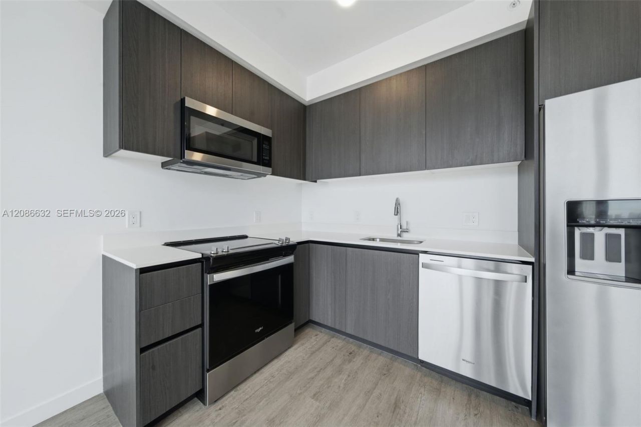 2000 Biscayne Blvd, Unit 2414, Miami, FL 33137 Photo