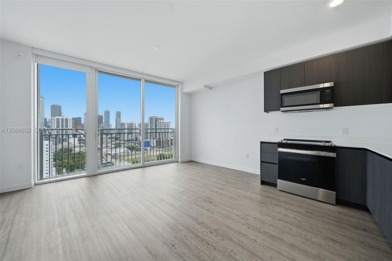2000 Biscayne Blvd, Unit 2414, Miami, FL 33137 Photo