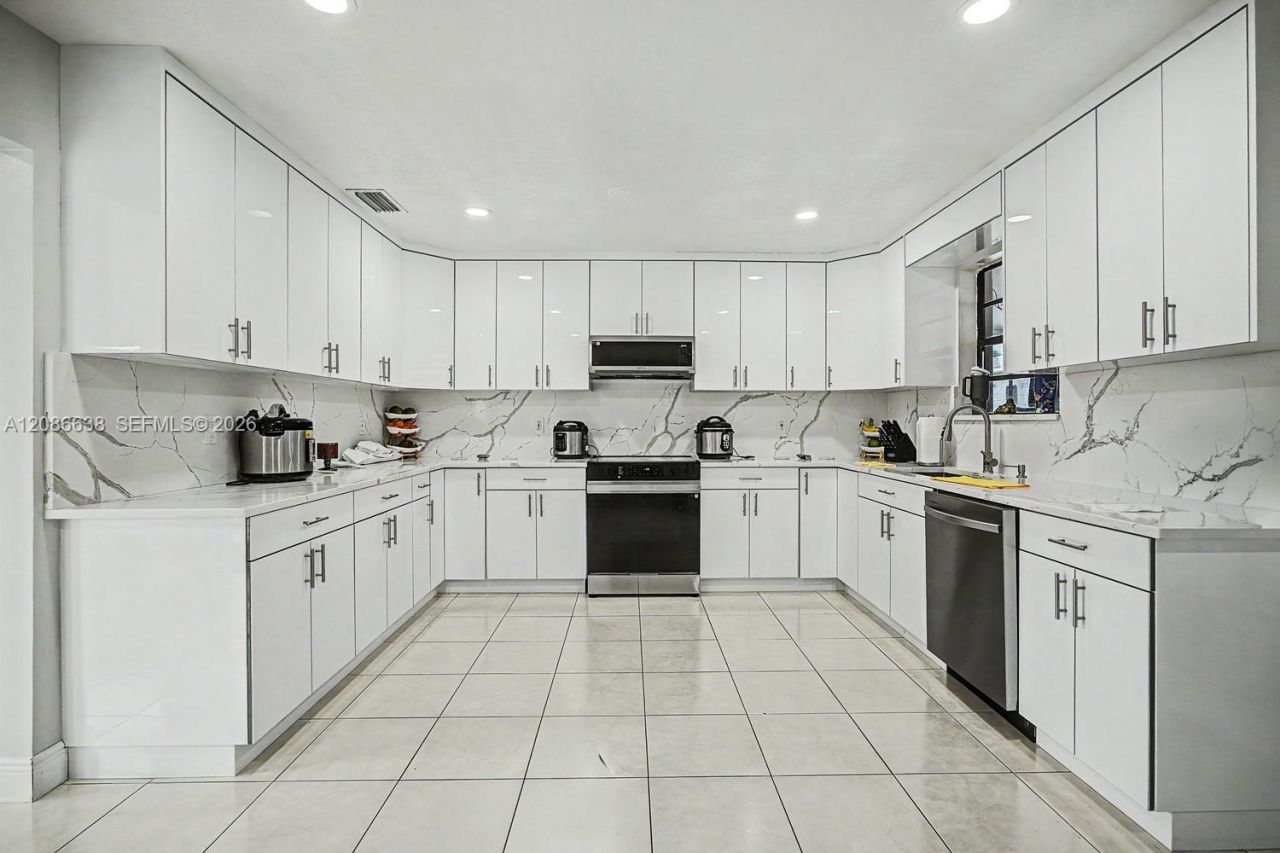 17330 SW 302nd St, Homestead, FL 33030 Photo