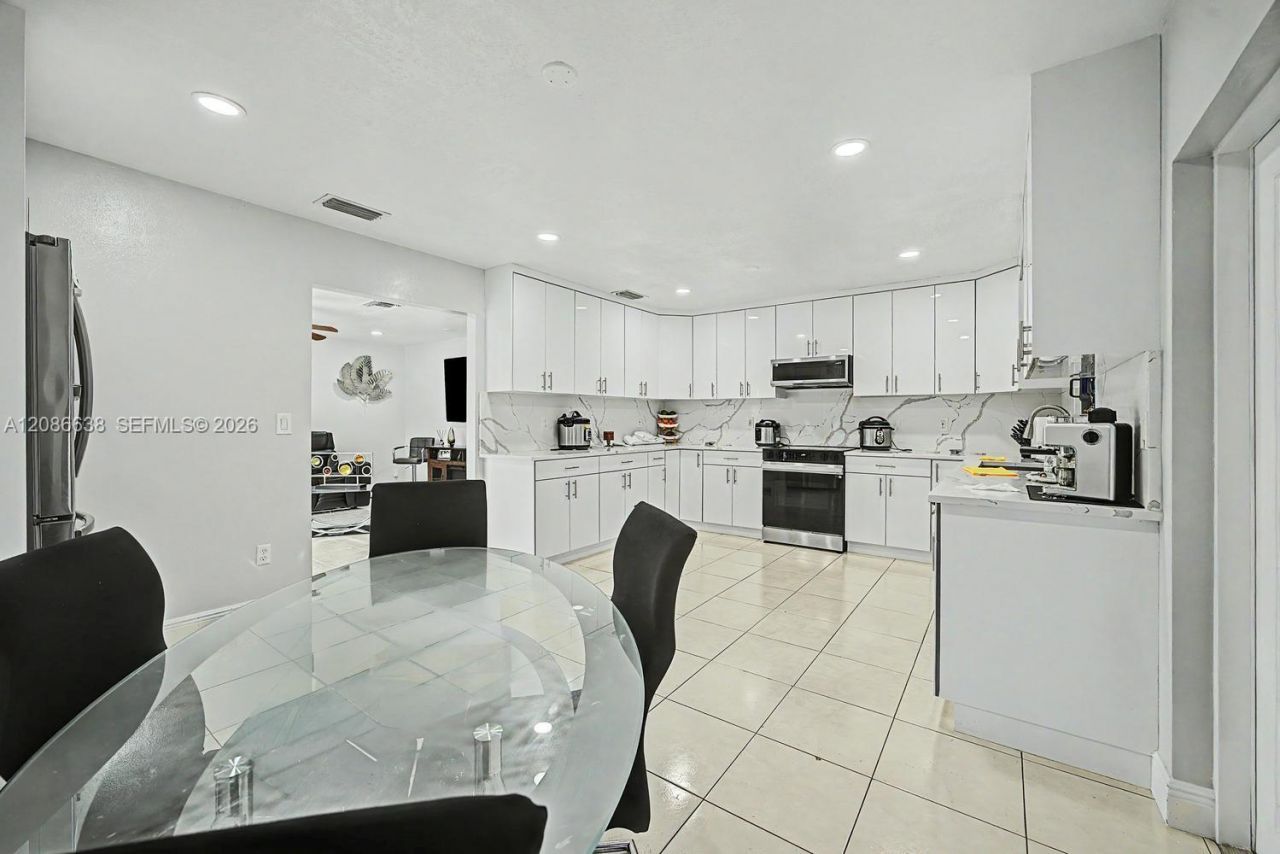 17330 SW 302nd St, Homestead, FL 33030 Photo