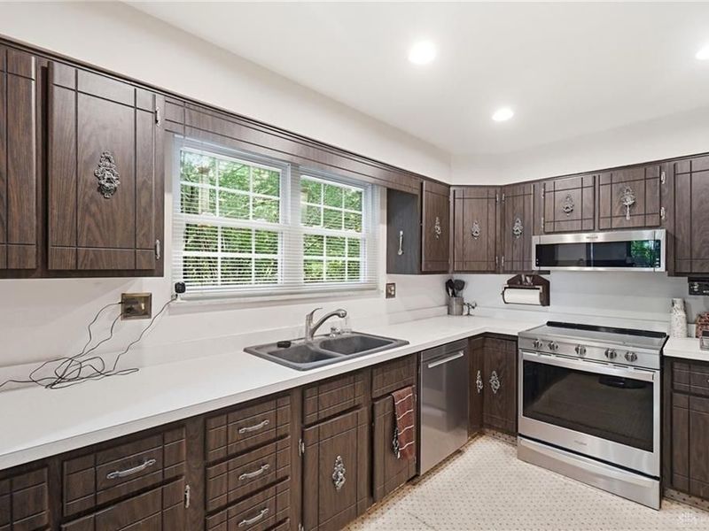 910 Sunnycreek Drive, Centerville, OH 45458 Photo 17