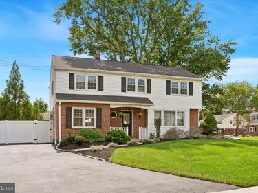 344 KNOLL ROAD, PLYMOUTH MEETING, PA 19462