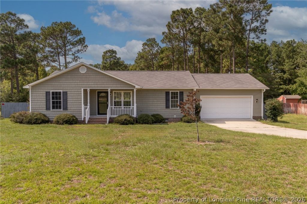 141 Fox Run Lane, Autryville, NC 28318 Main Photo