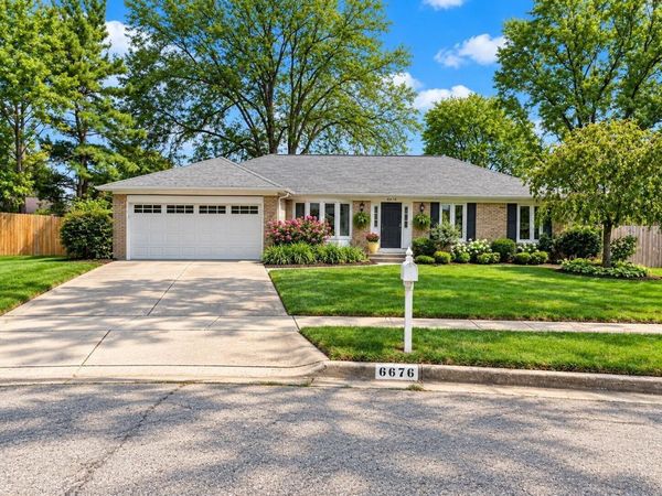 6676 Heather Lane , Columbus, OH 43229