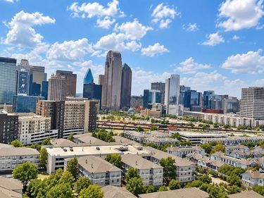 730 Spanish Oaks Place, Dallas, TX 75204