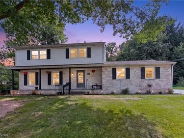 8586 Glennridge Avenue NW, Clinton, OH 44216