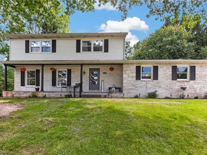 8586 Glennridge Avenue NW, Clinton, OH 44216 Photo 3