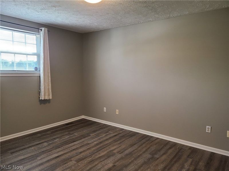 2061 Jennifer Street, Akron, OH 44313 Photo 22
