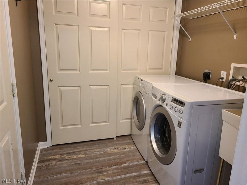2061 Jennifer Street, Akron, OH 44313 Photo 6
