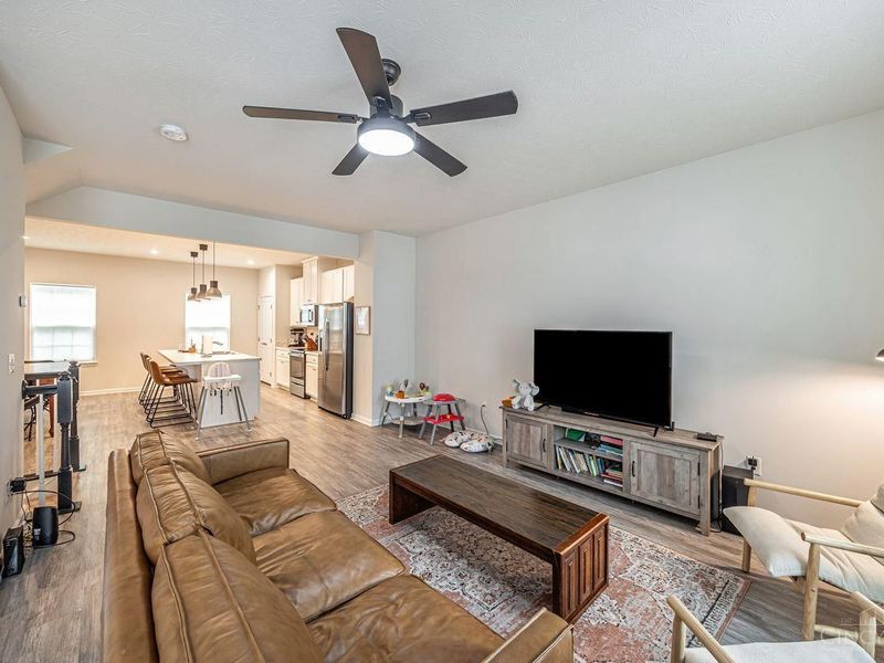 822 Blackcomb Drive, Union Township, OH 45244 Photo 8