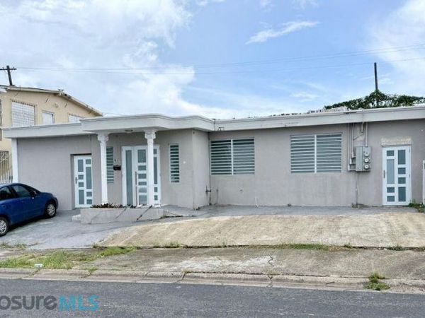 3 CALLE, Bayam?´n, PR 00956
