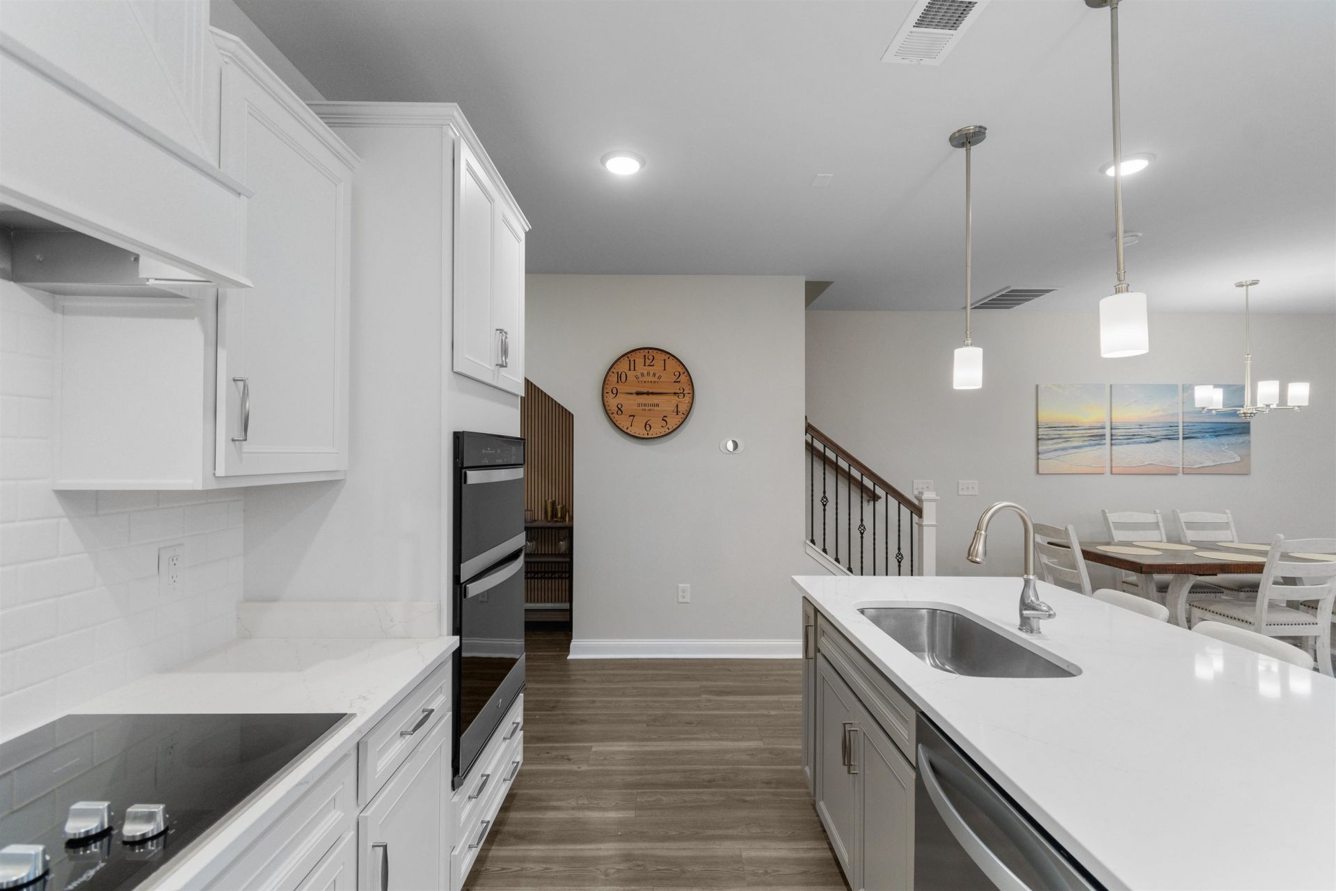 5113 Double Eagle Way Photo 8