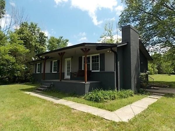 12698 Versailles Rd , Rockvale, TN 37153