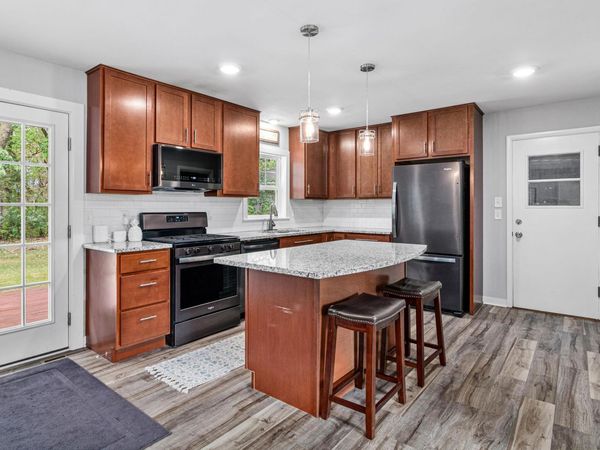 2439 53rd Street E, Inver Grove Heights, MN 55076
