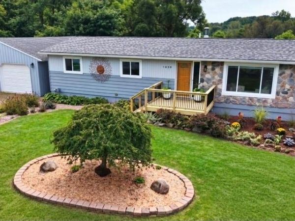 103 W Sherman Street , Holly Village, Mi 48442