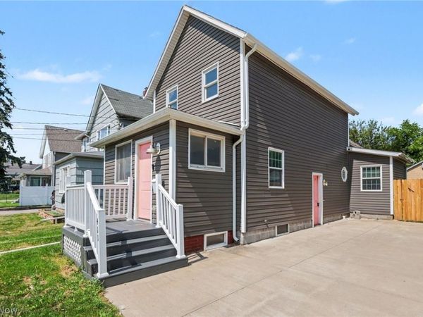 411 7th Street , Fairport Harbor, OH 44077