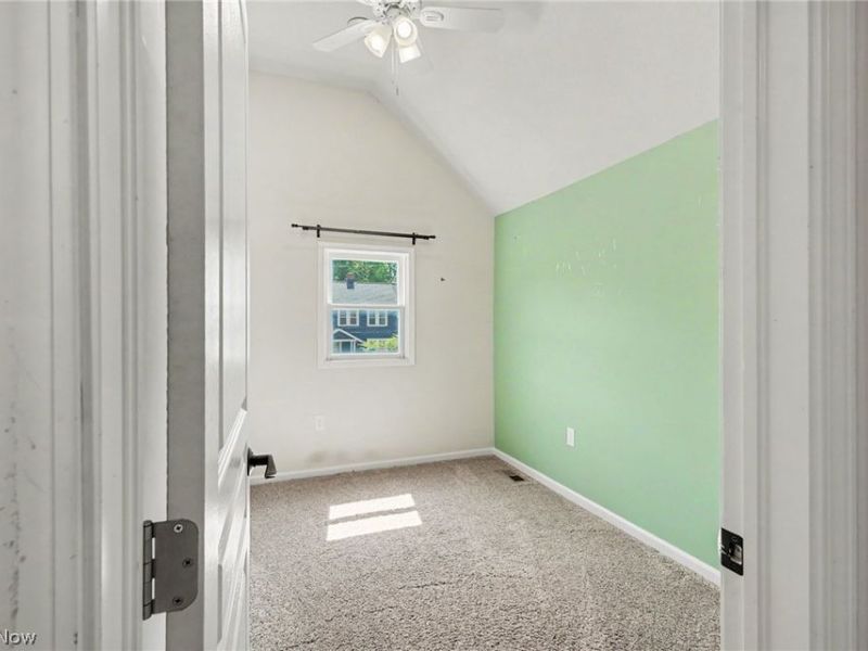 411 7th Street, Fairport Harbor, OH 44077 Photo 10