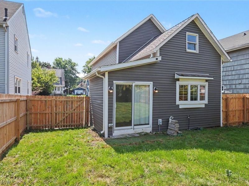 411 7th Street, Fairport Harbor, OH 44077 Photo 15