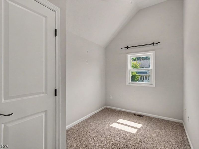411 7th Street, Fairport Harbor, OH 44077 Photo 9