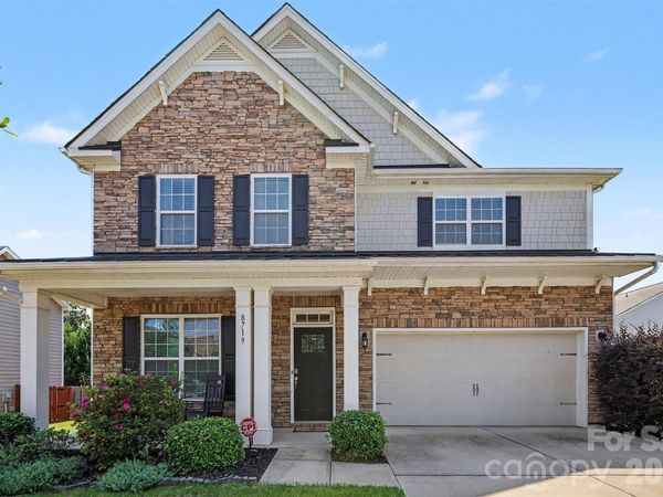 8719 Hallowford Drive, Huntersville, NC 28078