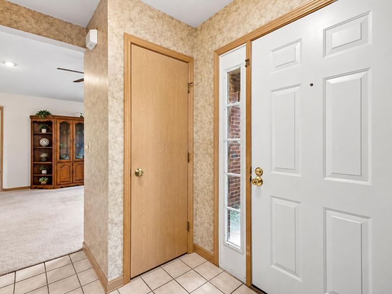 3887 Oakbrook Lane, Powell, OH 43065 Photo 12