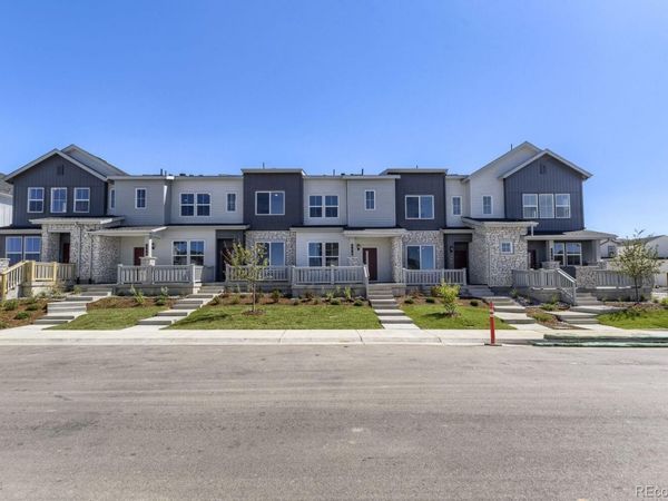 358 N Bersshine Court, Watkins, CO 80137