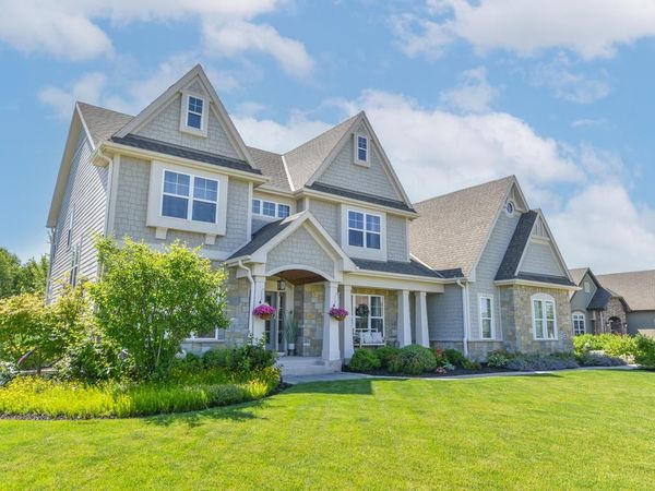 N66W15735 FoX Meadow DRIVE, Menomonee Falls, WI 53051