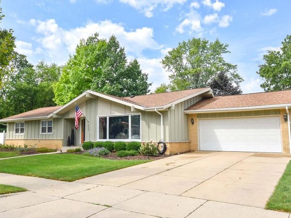 5433 S 24th STREET, Milwaukee, WI 53221