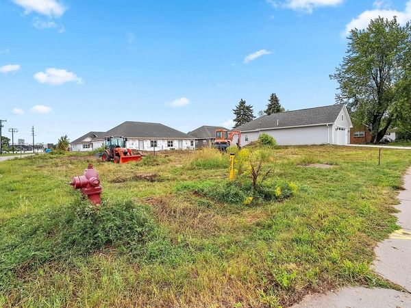 420 W MAES AVENUE, Kimberly, WI 54136