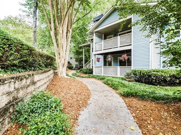 6804 Glenridge Drive, Unit D, Sandy Springs, GA 30328