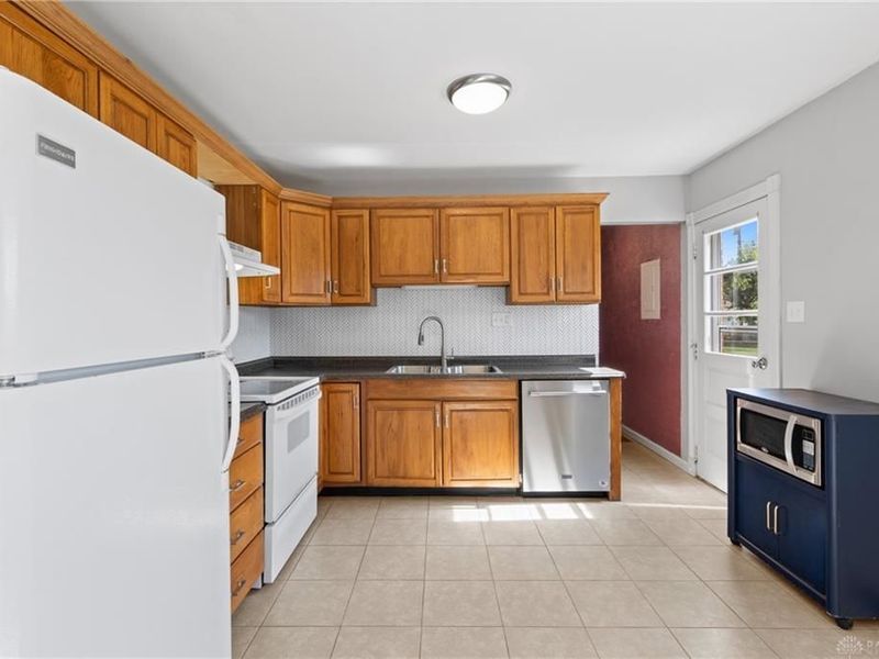 997 Fairfield Road, Troy, OH 45373 Photo 8