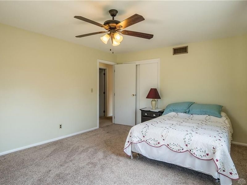 243 E Rahn Road, Kettering, OH 45429 Photo 23