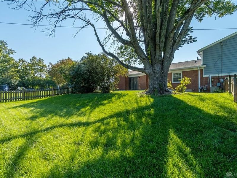 243 E Rahn Road, Kettering, OH 45429 Photo 38