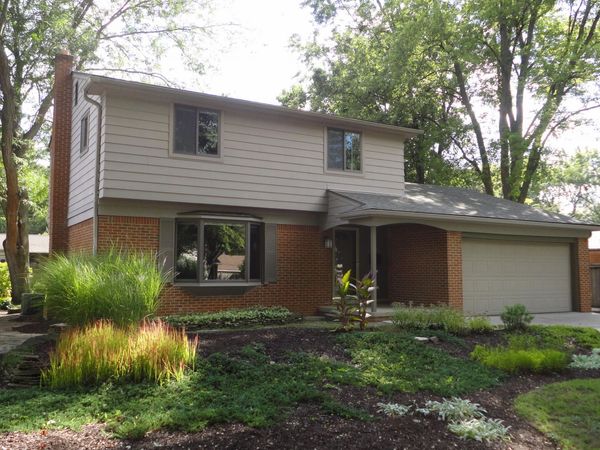 674 Canterbury Drive, Saline, MI 48176